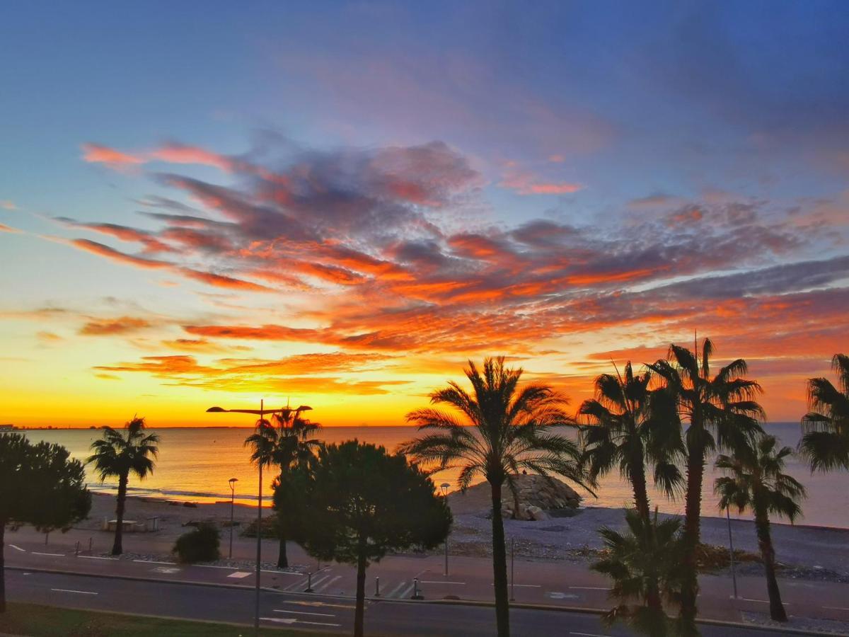 Panoramic Sea View Studio 24H Checkin Cagnes-sur-Mer Luaran gambar