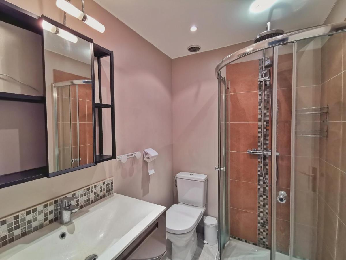 Panoramic Sea View Studio 24H Checkin Cagnes-sur-Mer Luaran gambar