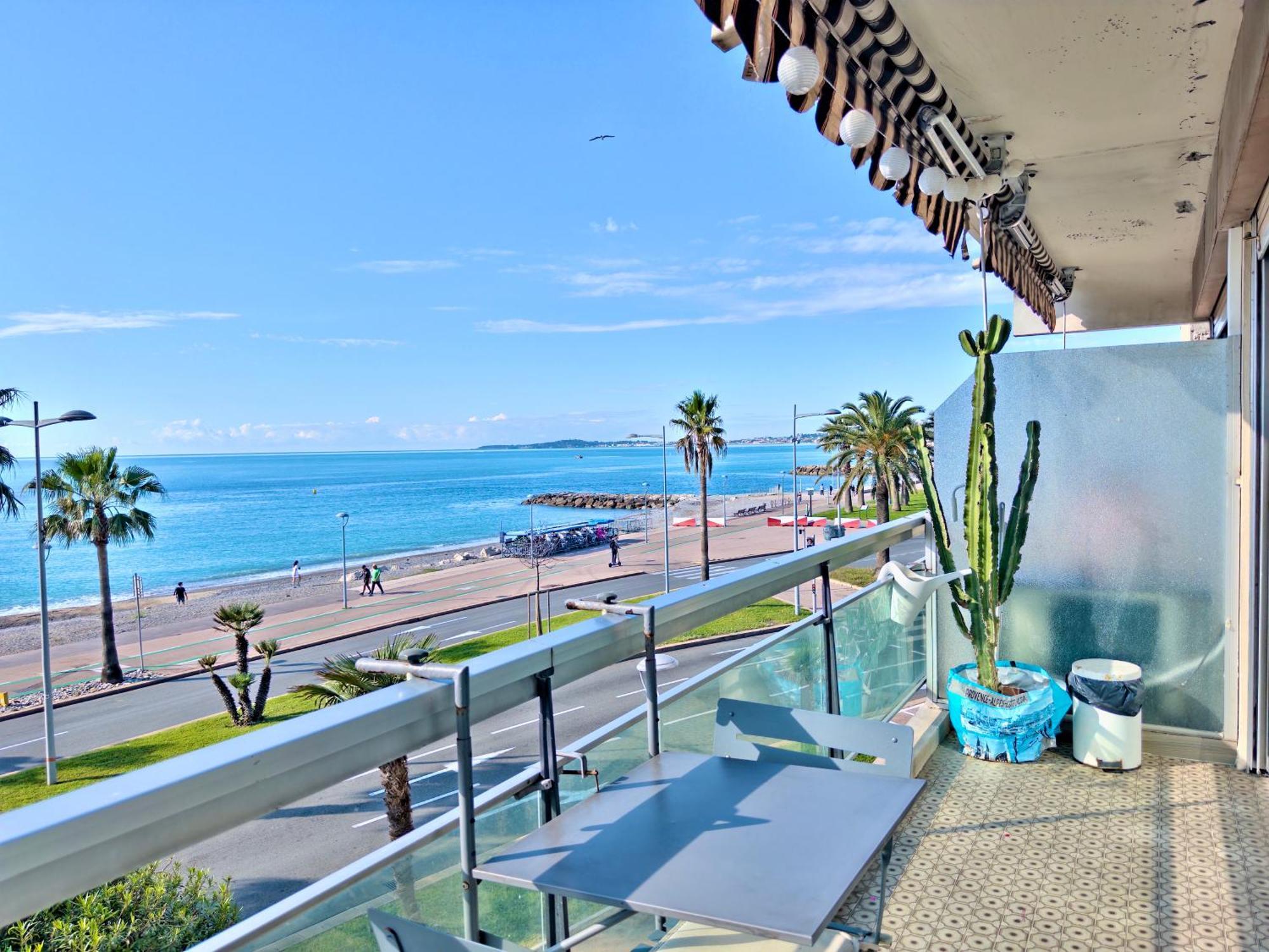 Panoramic Sea View Studio 24H Checkin Cagnes-sur-Mer Luaran gambar