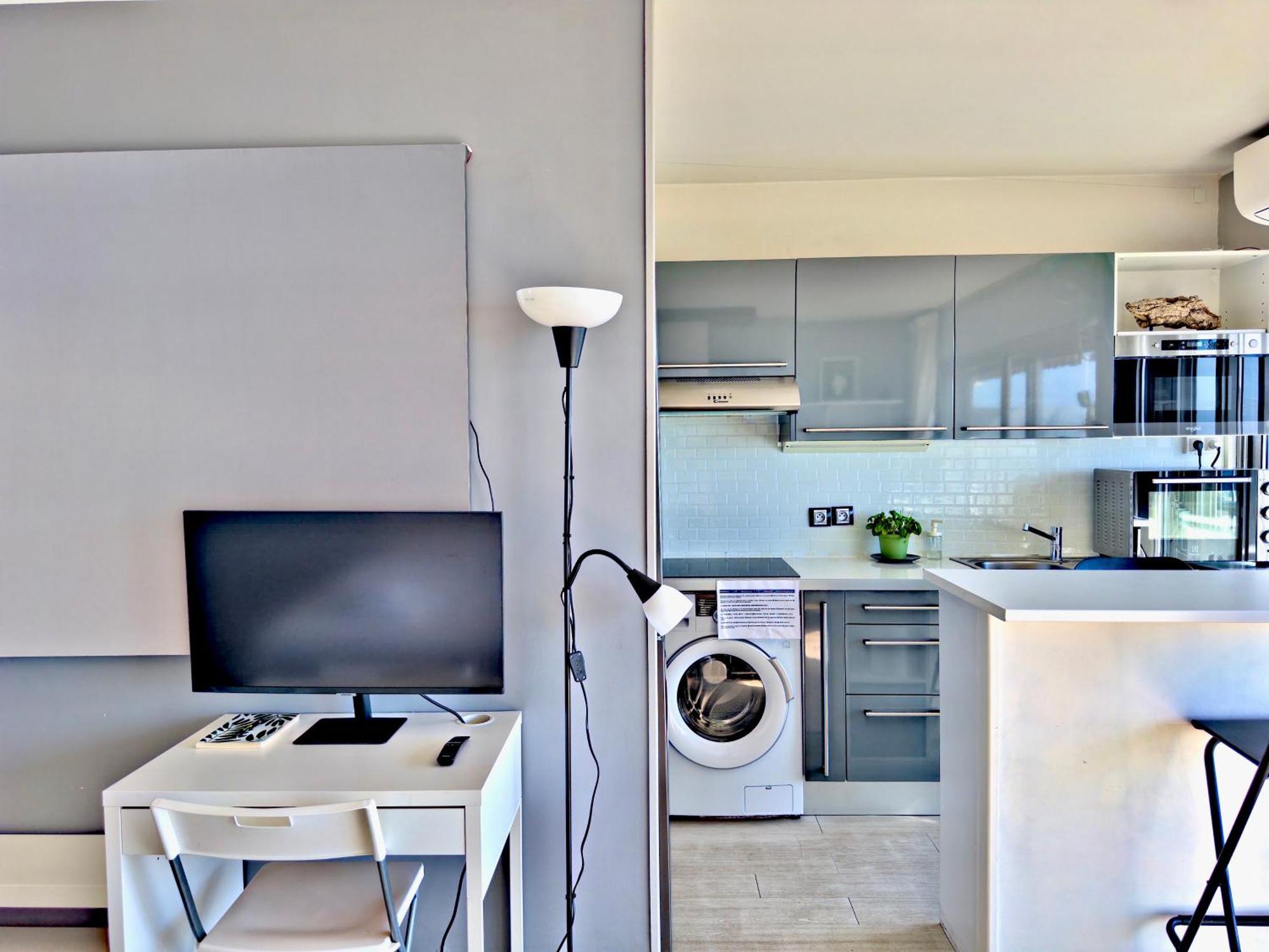 Panoramic Sea View Studio 24H Checkin Cagnes-sur-Mer Luaran gambar